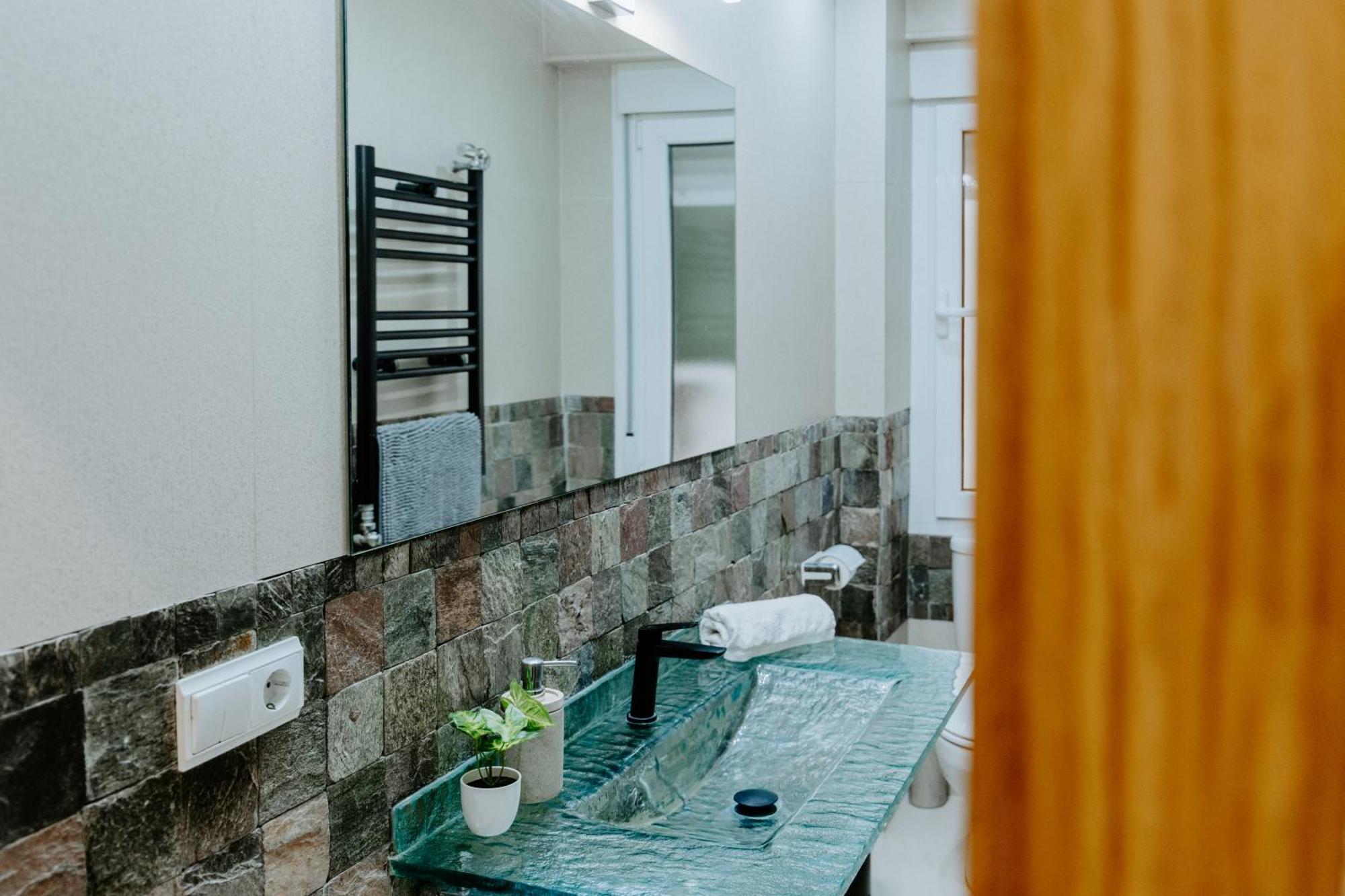 Colon 28 Apartman Logroño Kültér fotó